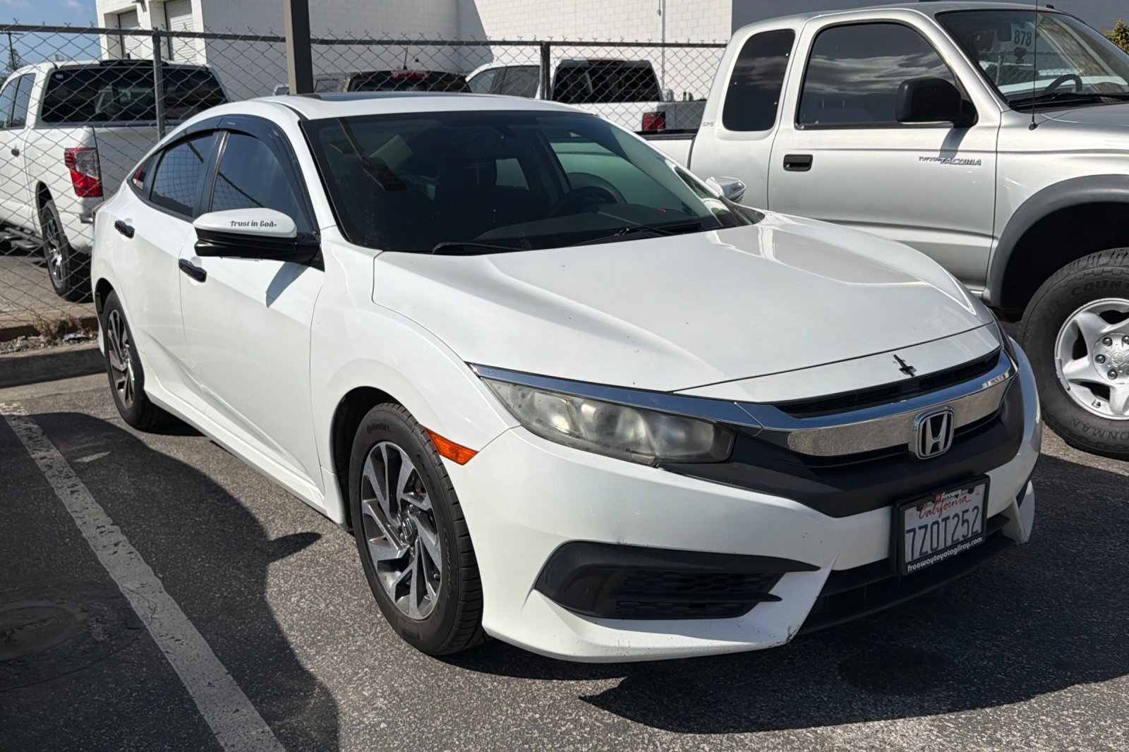 Used 2017 Honda Civic EX image 2