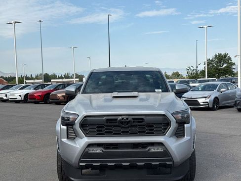 New 2026 Toyota Tacoma TRD Sport AWD/4WD image 2