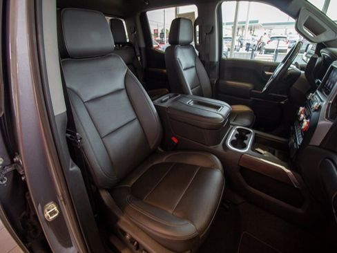 Used 2021 GMC Sierra 1500 SLT w/ SLT Convenience Package image 17