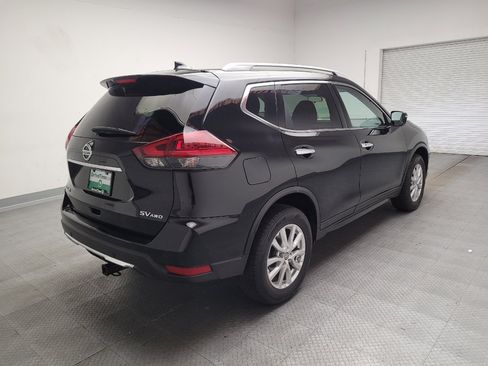 Used 2020 Nissan Rogue SV AWD/4WD image 9