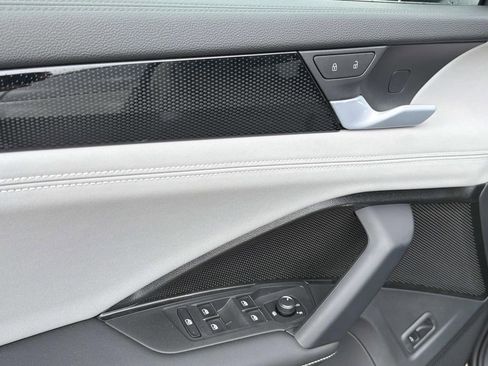 New 2026 Volkswagen Tiguan SE R-Line FWD image 11
