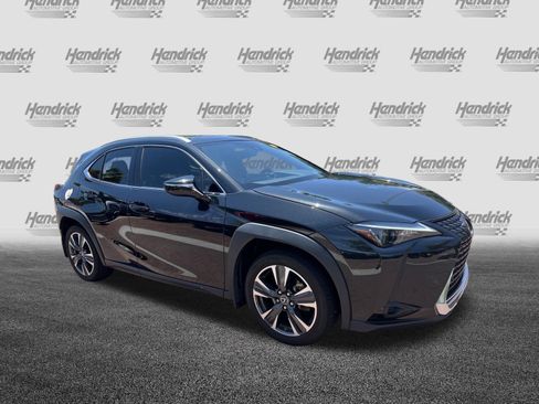 Used 2024 Lexus UX 250h FWD image 2