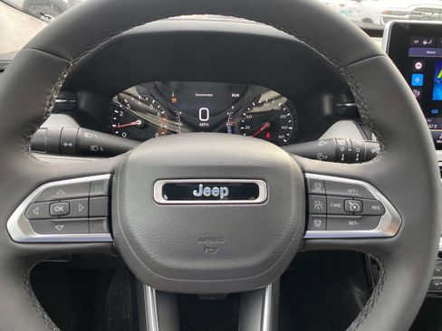 New 2026 Jeep Compass Limited image 12