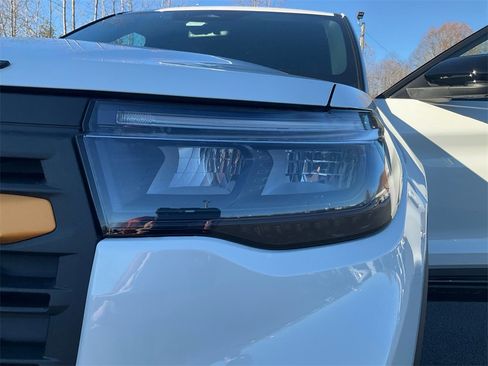 New 2026 Ford Explorer Tremor w/ Tremor Convenience Package image 16