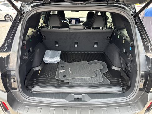 Certified 2026 Subaru Outback Limited AWD/4WD image 33