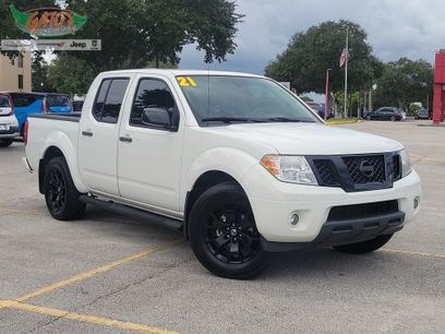 Used 2021 Nissan Frontier SV w/ Midnight Edition Floor Mats