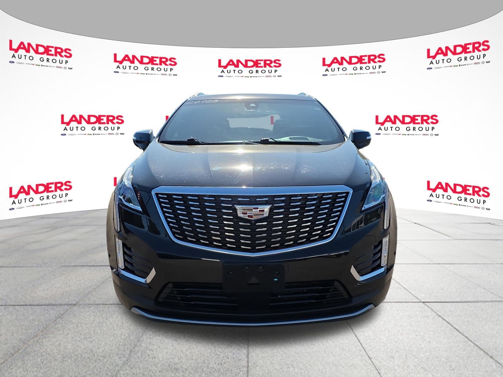 Used 2022 Cadillac XT5 Premium Luxury w/ Technology Package FWD image 8
