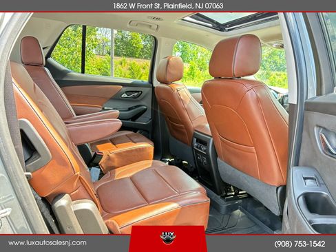 Used 2019 Chevrolet Traverse High Country AWD/4WD image 31