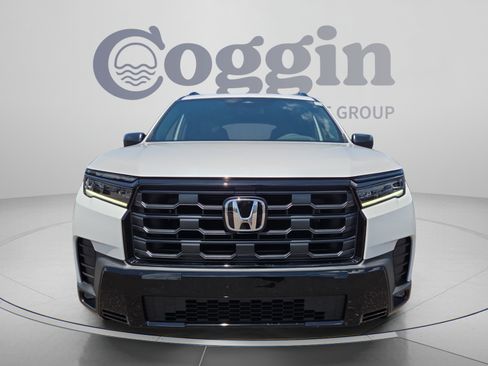 New 2026 Honda Pilot Sport image 8