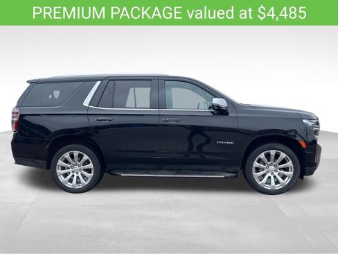 Used 2021 Chevrolet Tahoe Premier w/ Premium Package image 3
