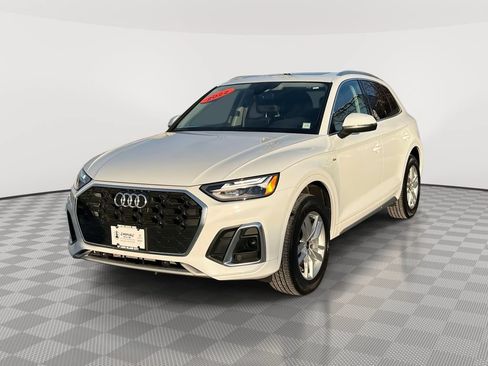Used 2022 Audi Q5 2.0T Premium AWD/4WD image 3
