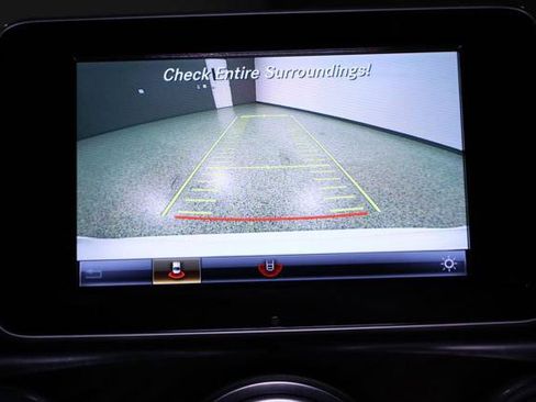 Used 2019 Mercedes-Benz GLC 300 4MATIC image 21