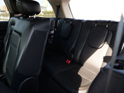 Used 2023 Lincoln Aviator AWD image 31