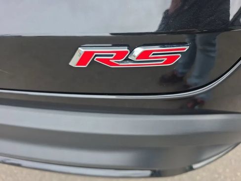Used 2024 Chevrolet Trax RS FWD image 16