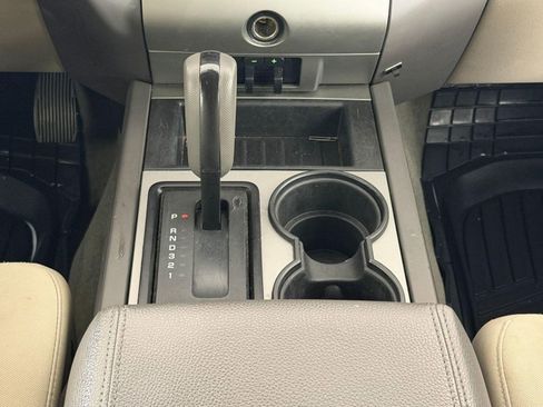 Used 2014 Ford Expedition XLT RWD image 24