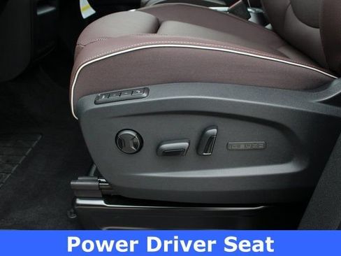 New 2025 Volkswagen ID. Buzz Pro S image 4