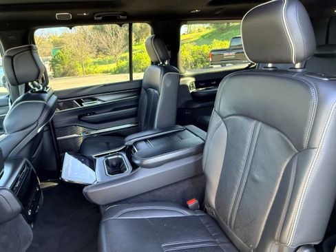 Used 2024 Jeep Grand Wagoneer L Series II w/ Quick Order Packagew 28T AWD/4WD image 11