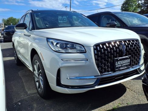 New 2025 Lincoln Corsair Grand Touring image 1