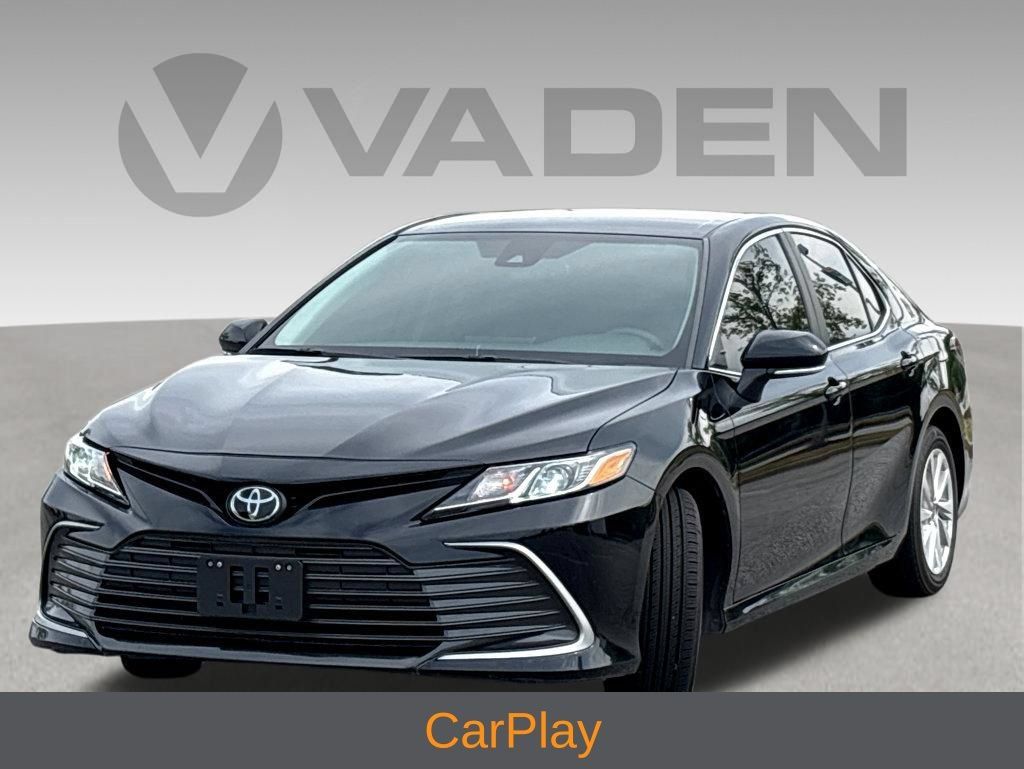 Used 2023 Toyota Camry LE w/ Convenience Package FWD image 3