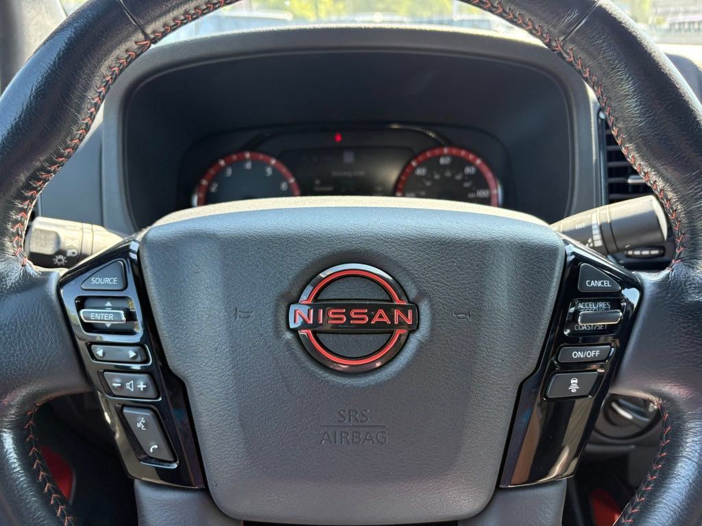 Used 2023 Nissan Frontier PRO-4X w/ Pro Convenience Package AWD/4WD image 13
