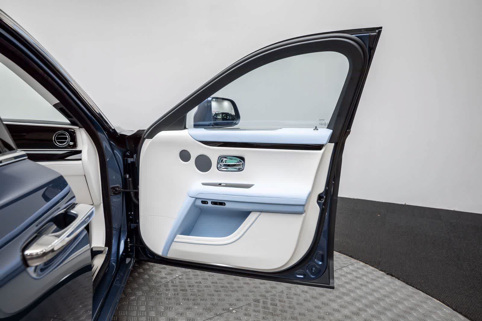 New 2026 Rolls-Royce Ghost AWD/4WD image 36