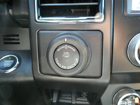 Used 2020 Ford Expedition Limited w/ Special Edition Package AWD/4WD image 39