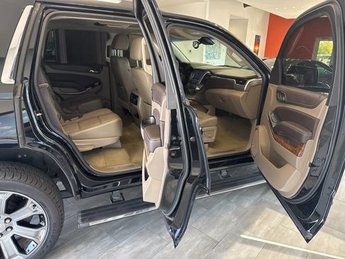 Used 2017 Chevrolet Tahoe Premier image 18
