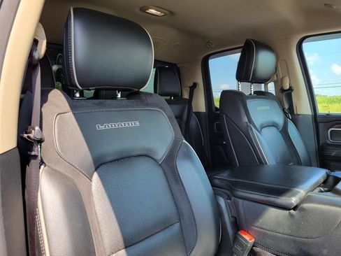 Used 2020 RAM 1500 Laramie AWD/4WD image 29
