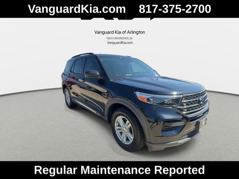 Used 2021 Ford Explorer XLT RWD image 2