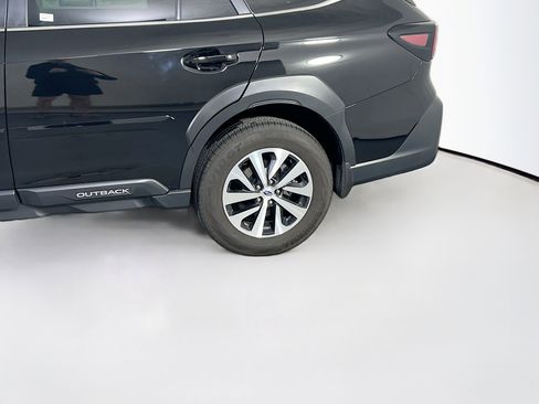 Used 2023 Subaru Outback Premium AWD/4WD image 31