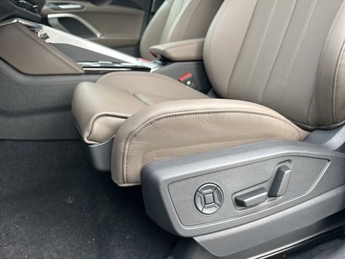 New 2025 Audi Q5 2.0T Premium Plus image 10