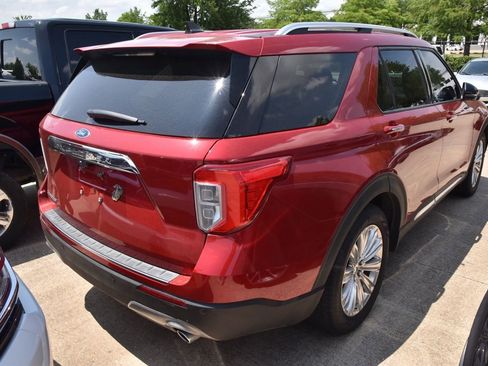 Used 2021 Ford Explorer Limited w/ Equipment Group 301A RWD image 5