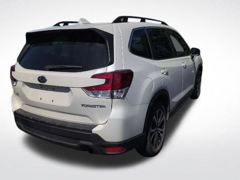Used 2023 Subaru Forester Limited AWD/4WD image 9