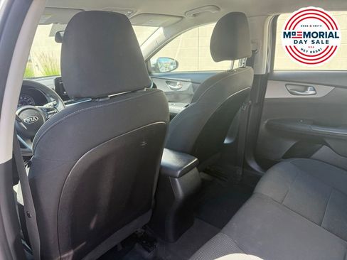 Used 2019 Kia Forte LXS FWD image 20