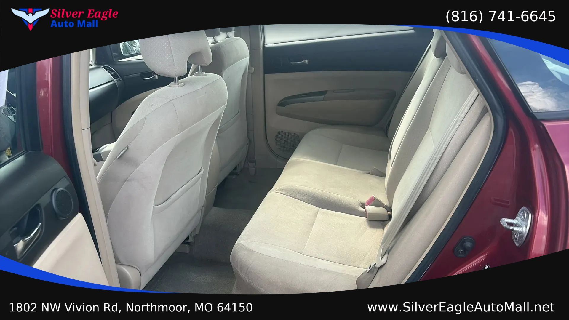 Used 2005 Toyota Prius w/ Pkg 6 FWD image 10