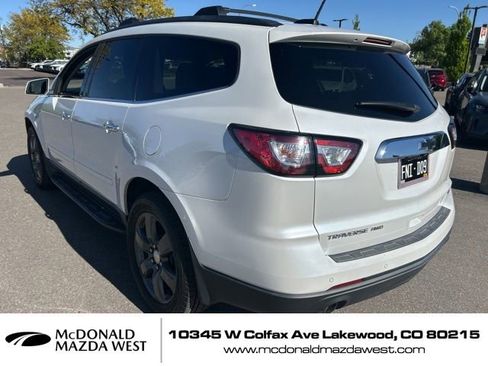 Used 2017 Chevrolet Traverse LT AWD/4WD image 3
