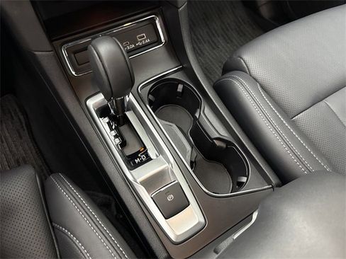 Used 2023 Subaru Ascent Limited image 23