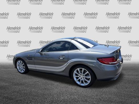 Used 2017 Mercedes-Benz SLC 300 image 7