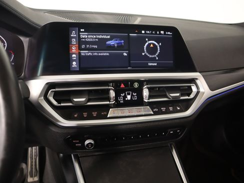 Used 2021 BMW 330i xDrive Sedan w/ M Sport Package image 5