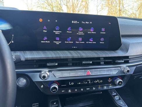 Used 2024 Kia Telluride SX Prestige w/ Towing Package image 25