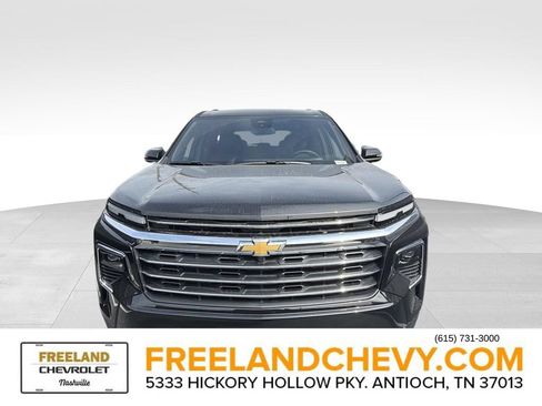 New 2026 Chevrolet Traverse LT w/ LPO, Floor Liner Package image 5