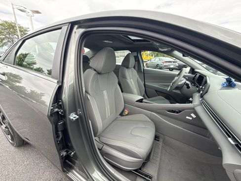New 2026 Hyundai Elantra SEL Sport Premium FWD image 26