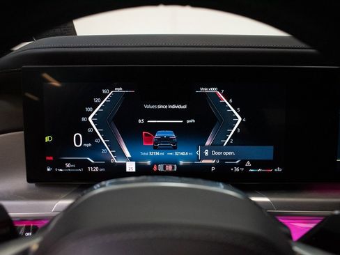 Certified 2023 BMW 760i xDrive image 13