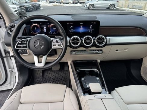 Certified 2023 Mercedes-Benz GLB 250 4MATIC image 14