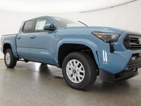 New 2026 Toyota Tacoma SR5 AWD/4WD image 25