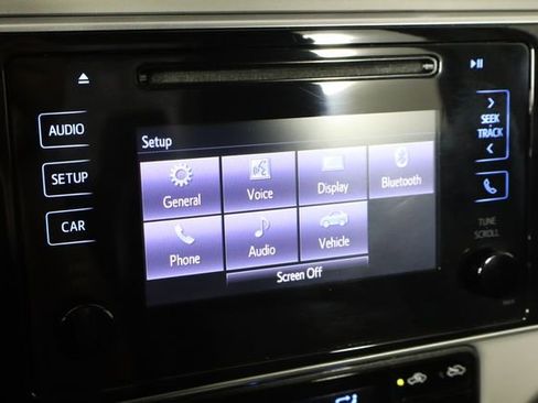 Used 2019 Toyota Corolla LE image 29