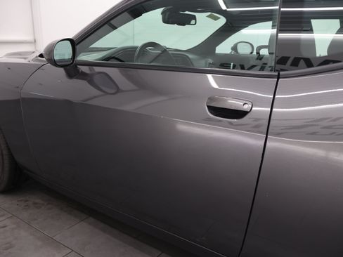 Used 2018 Dodge Challenger GT AWD/4WD image 32