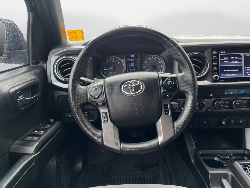 Used 2021 Toyota Tacoma TRD Sport AWD/4WD image 10