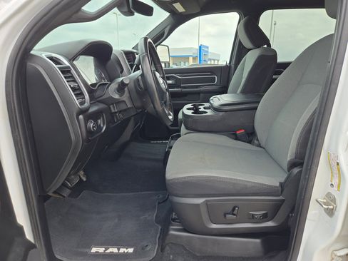 Used 2024 RAM 2500 Big Horn image 9