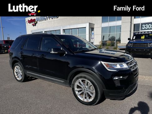 Used 2018 Ford Explorer XLT w/ Equipment Group 202A AWD/4WD image 1